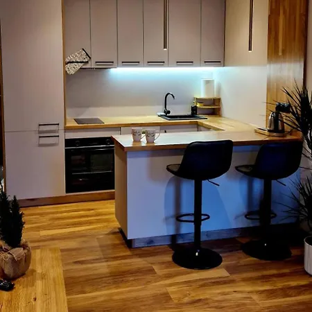 Royal 111 Apartmanhotel